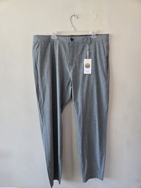 (NWT)Vuori Mens Aim Pants Performance Stretch Chino Golf Lightweight V431